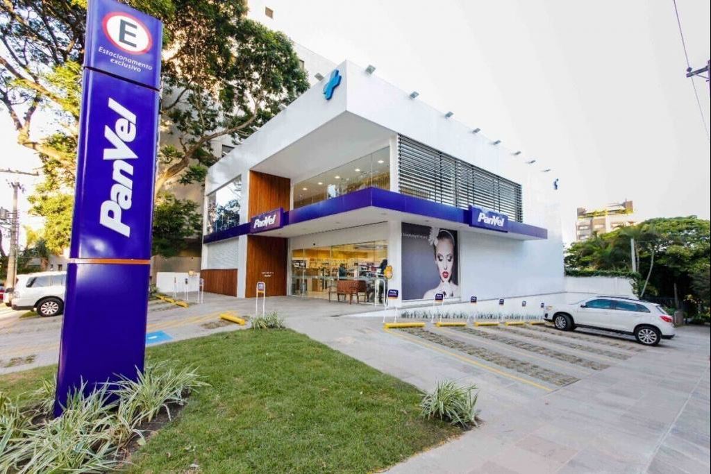  Rede de farmácias abre 90 vagas de emprego em cinco cidades do Paraná